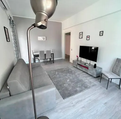 Maison Monferrato * Roma